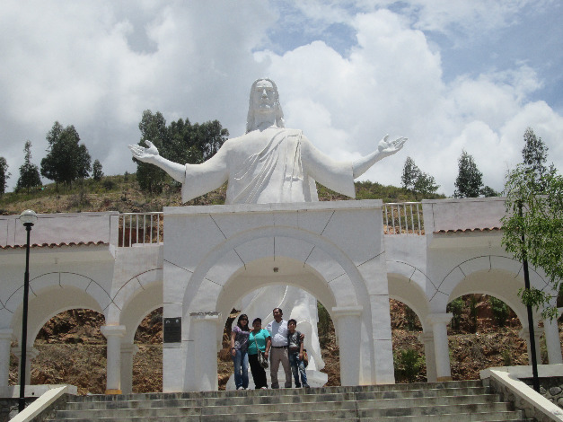 Huanta Waterfall Trek