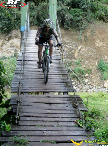 Adventure in Pozuzo with BonniTours - Imagen 2