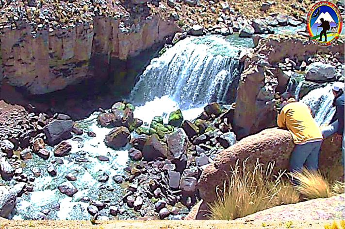 Stone Forest and Waterfalls - Imagen 3