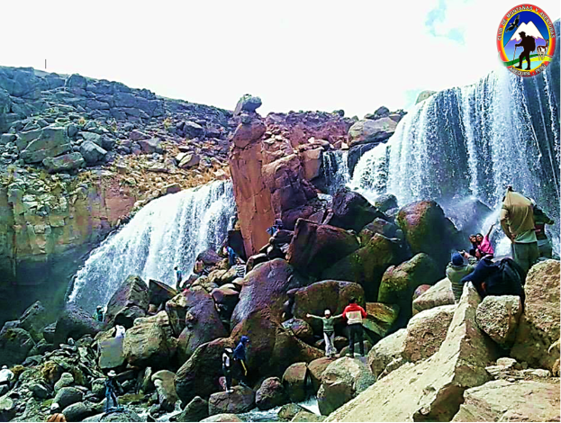 Stone Forest and Waterfalls - Imagen 5
