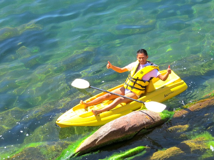 Kayaking in the Ends of the Earth - Imagen 2