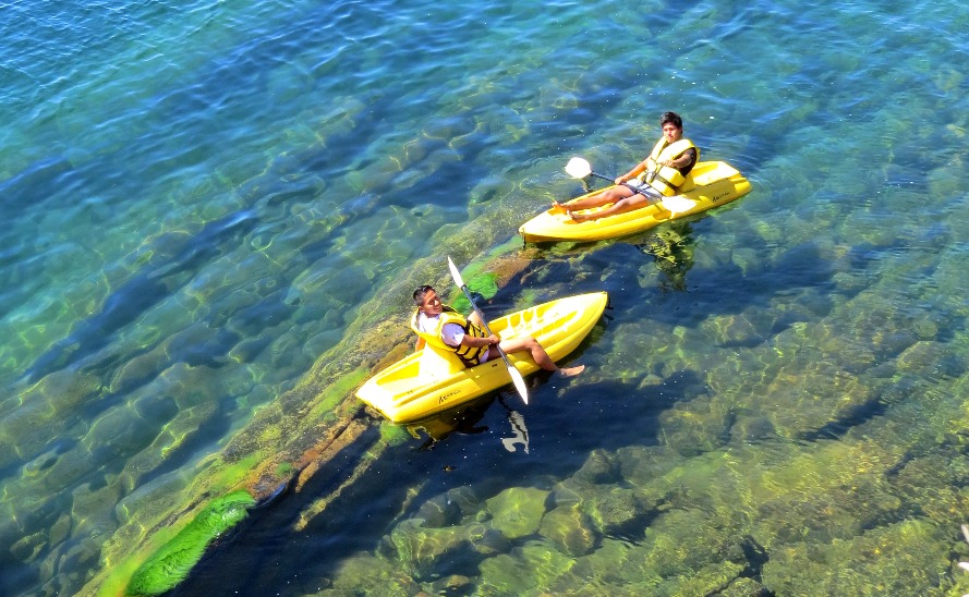 Kayaking in the Ends of the Earth - Imagen 4