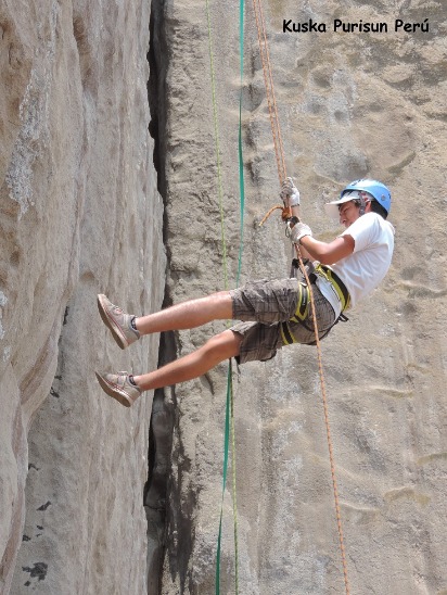 EXTREME RAPPELLING IN LOMAS DE LUCUMO - Imagen 6