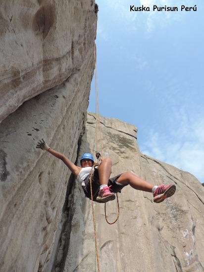 EXTREME RAPPELLING IN LOMAS DE LUCUMO - Imagen 8