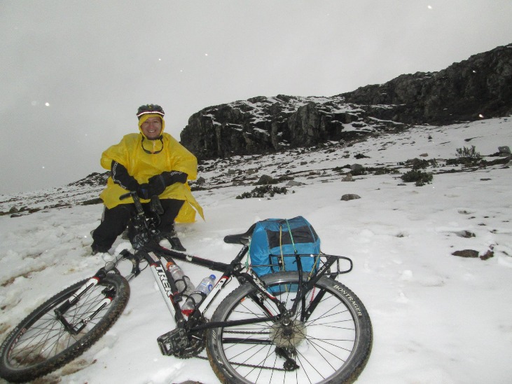 Cycling towards Cerro de Pasco