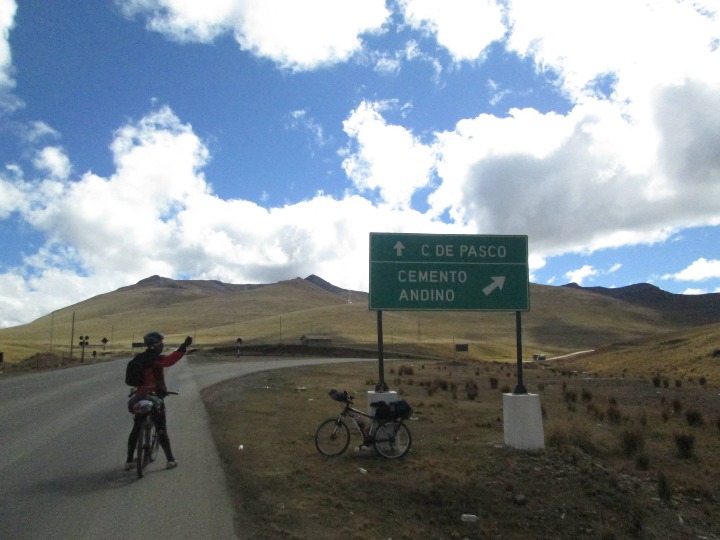 Cycling towards Cerro de Pasco - Imagen 5