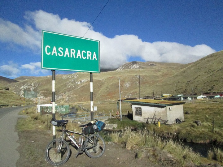 Cycling towards Cerro de Pasco - Imagen 10