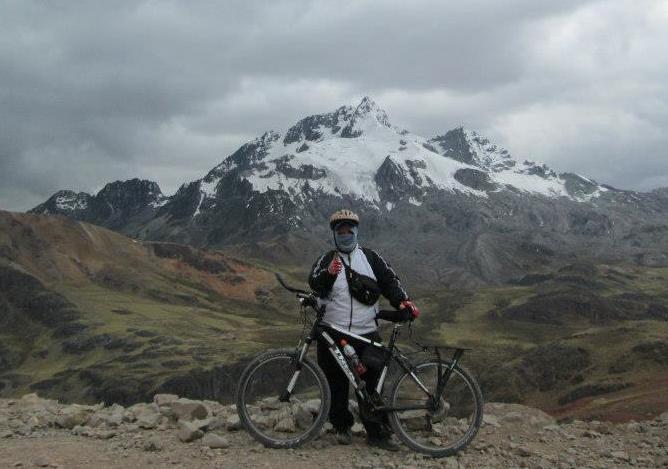 Rajuntay Snowcapped Mountain - Imagen 2