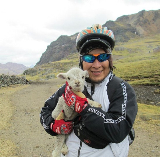 Rajuntay Snowcapped Mountain - Imagen 8