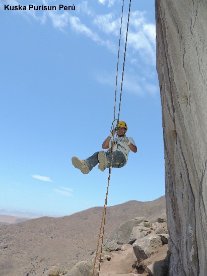EXTREME RAPPELLING IN LOMAS DE LUCUMO - Imagen 3
