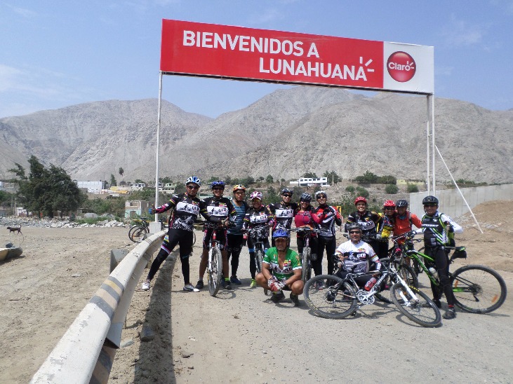 Cycling and Rafting - Imagen 3