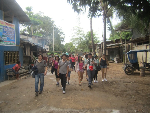 ADVENTURE AT THE MERETARI SLIDE - Imagen 2