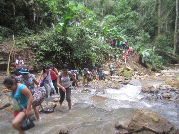 ADVENTURE AT THE MERETARI SLIDE - Imagen 6