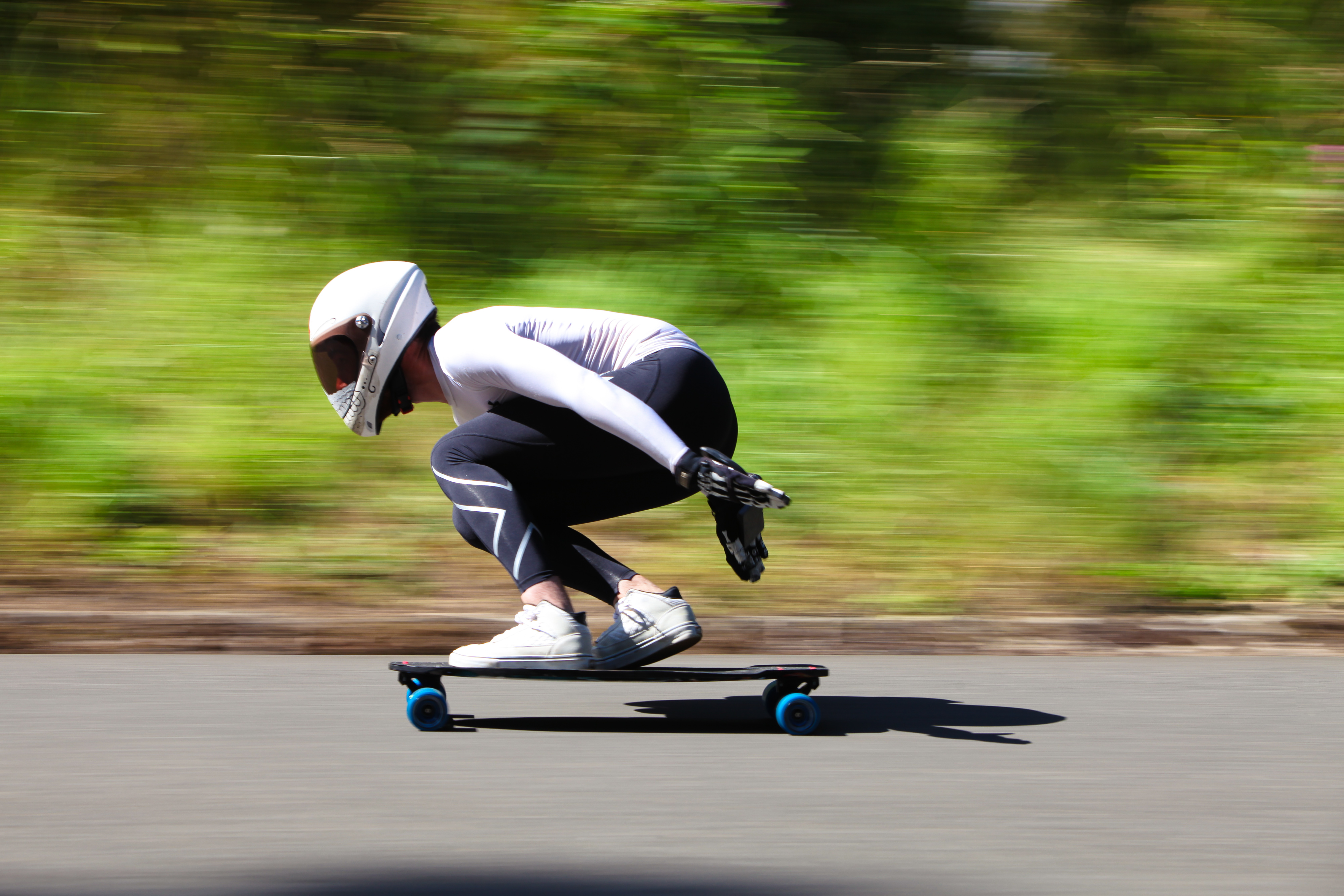 Longboard: The Kings of Extreme Downhill