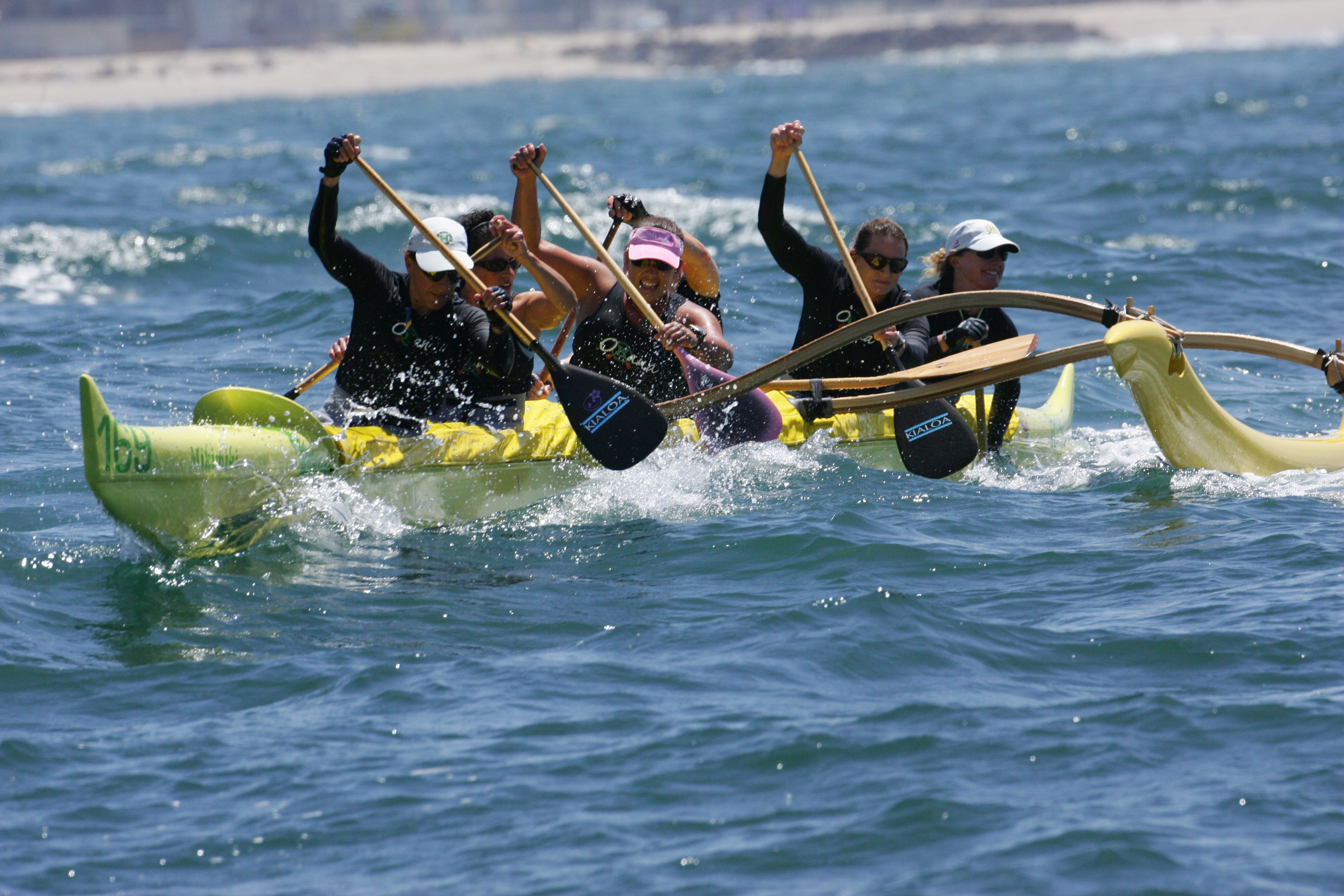 Paddling Adventure: What is Va'a and how is it practiced?