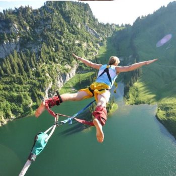 The highest bungee jumps in the world: Jumping into the extreme abyss