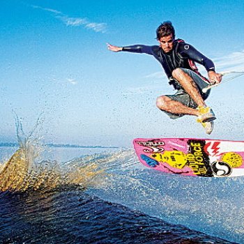 WakeSkate: The Fusion of Skateboarding and Wakeboarding