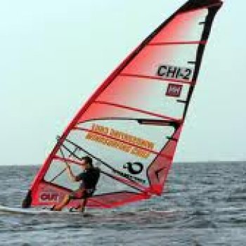 Windsurfing, a sport that sets you free from stress