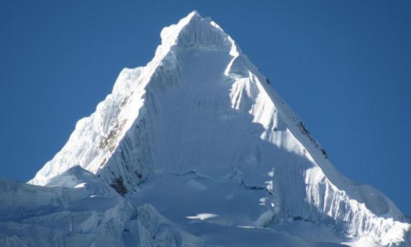 Alpamayo Mountain