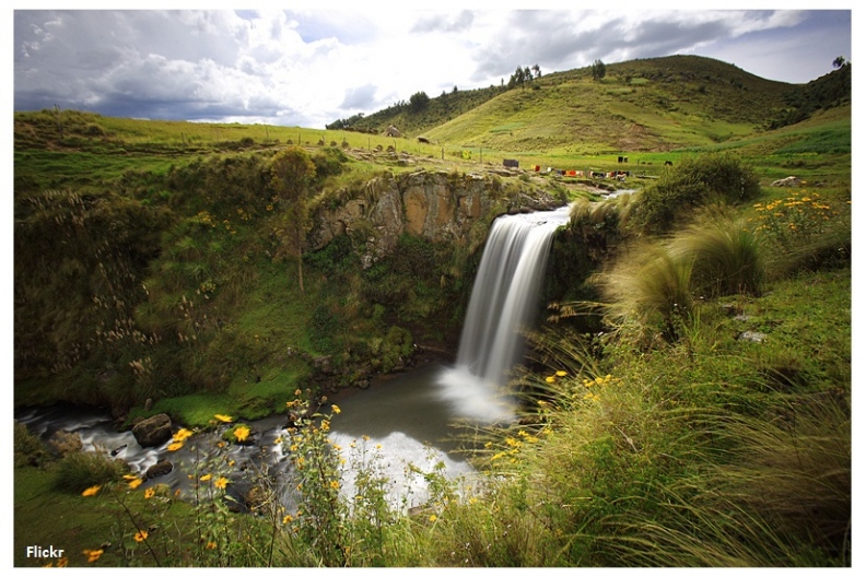 Pumapaqcha Waterfall