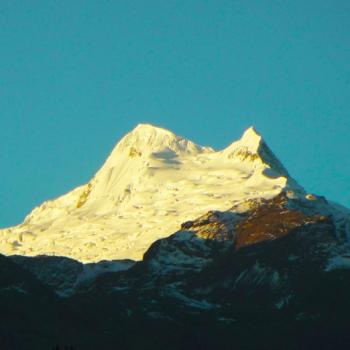Vallunaraju Mountain