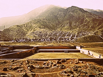 Mountain Biking in Cajamarquilla