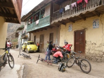 Cycling in Canchacalla