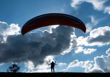 Paragliding in Sondor