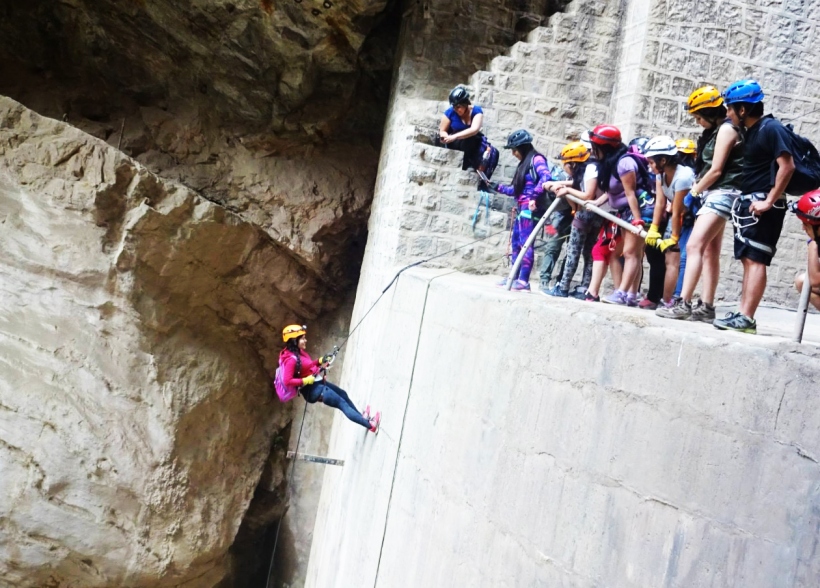 Rappelling in Autisha Canyon