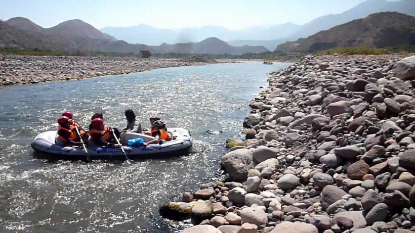 Rafting in Huarpa River