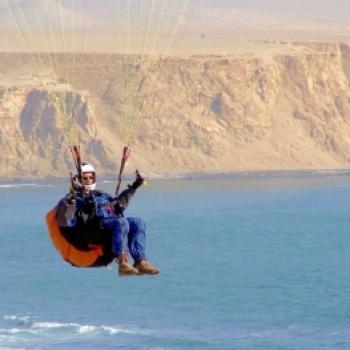 Paragliding in Paracas