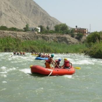 Rafting in Camaná River
