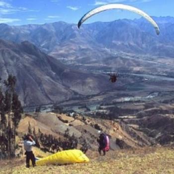 Paragliding in Urubamba Valley